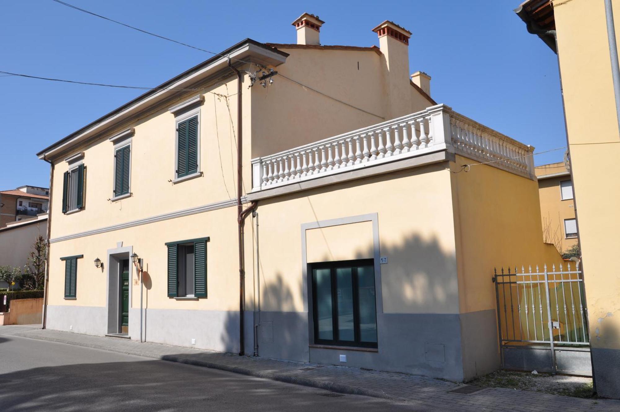 Il Mattino Ha L'Oro In Bocca Bed & Breakfast Пиза Екстериор снимка